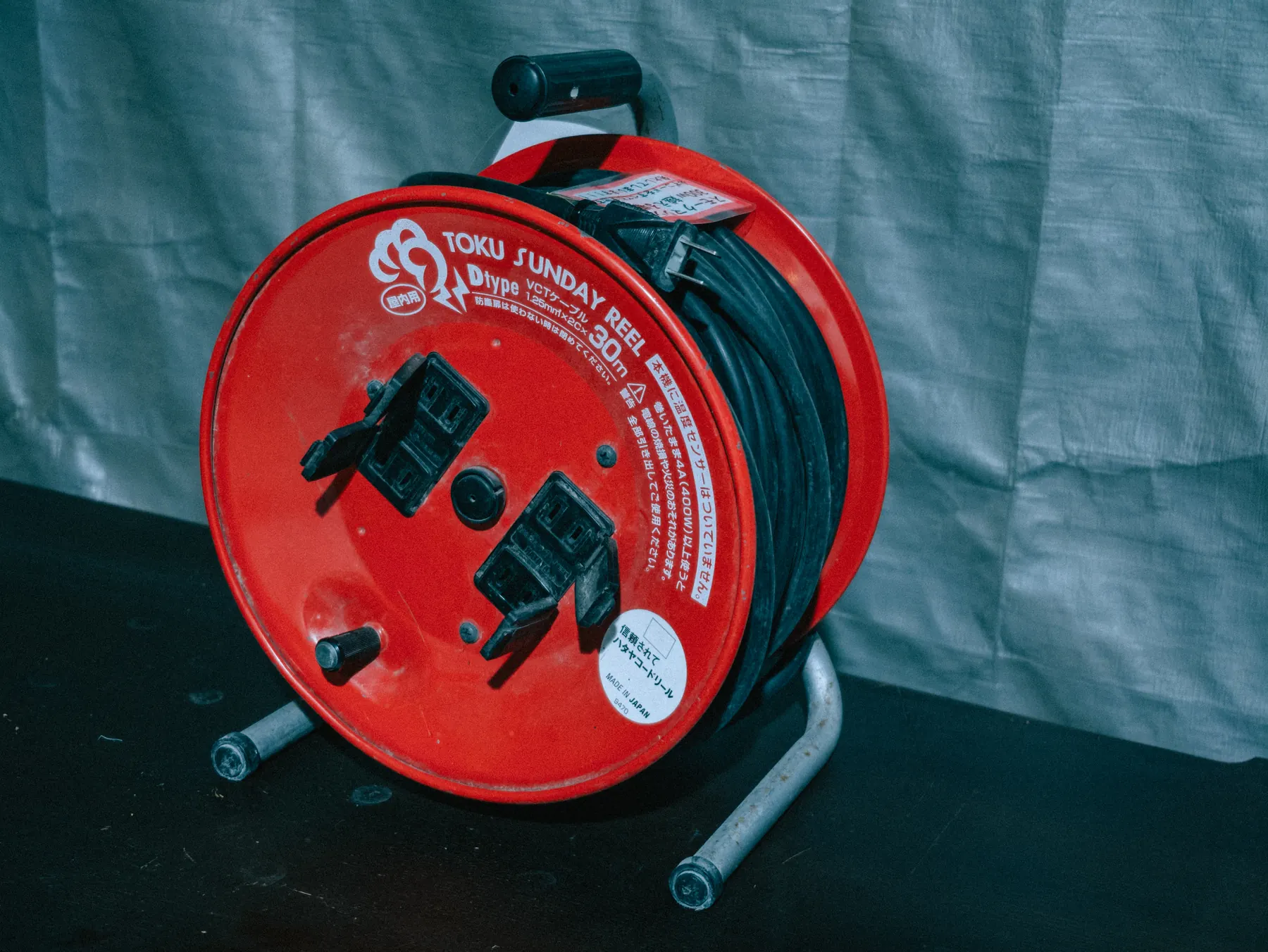 無料貸出の30m・1500W・4口コードドラム